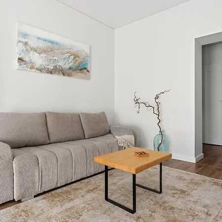 Spacious Near Station